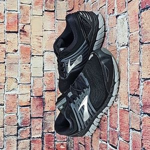 Brooks Mens Beast 18 Athletic Running Sneakers SIZE 11.5 EXTRA WIDE